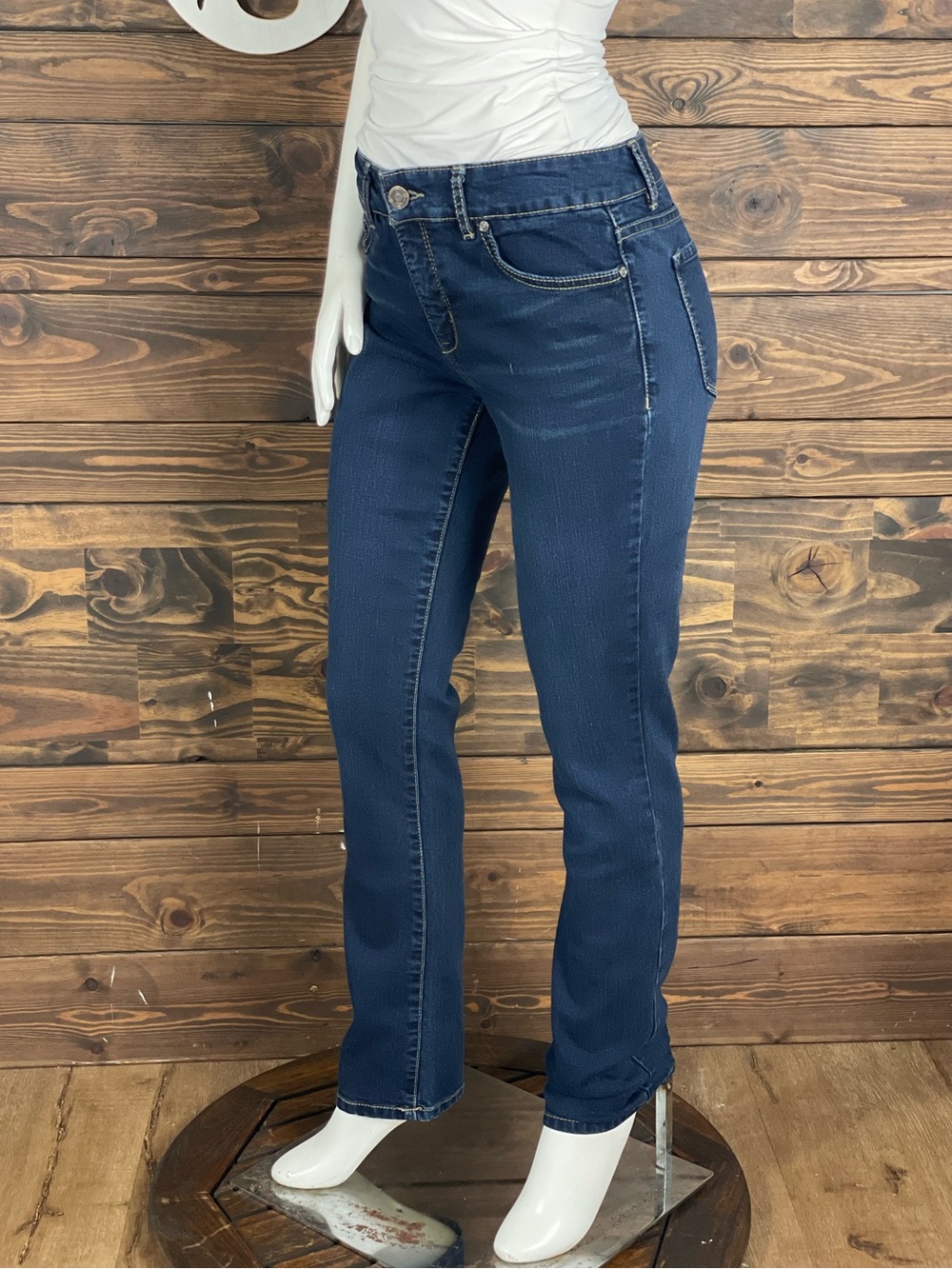 Code Bleu Missy Average Deep Blue Straight Leg Denim Jeans Dark Wash Size 6
